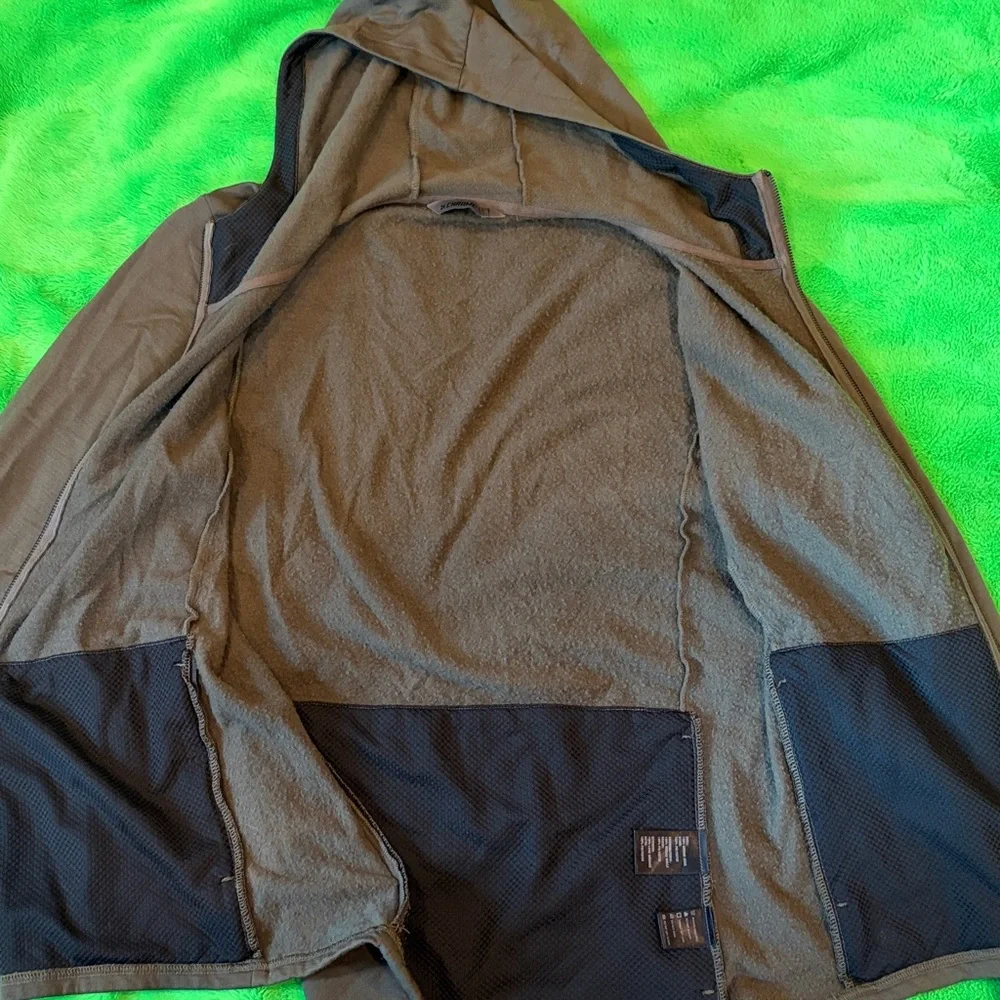 Chrome Cobra 2.0 Merino Wool Full Zip Hoodie - Large (Slim fit) - Picture 6 of 10